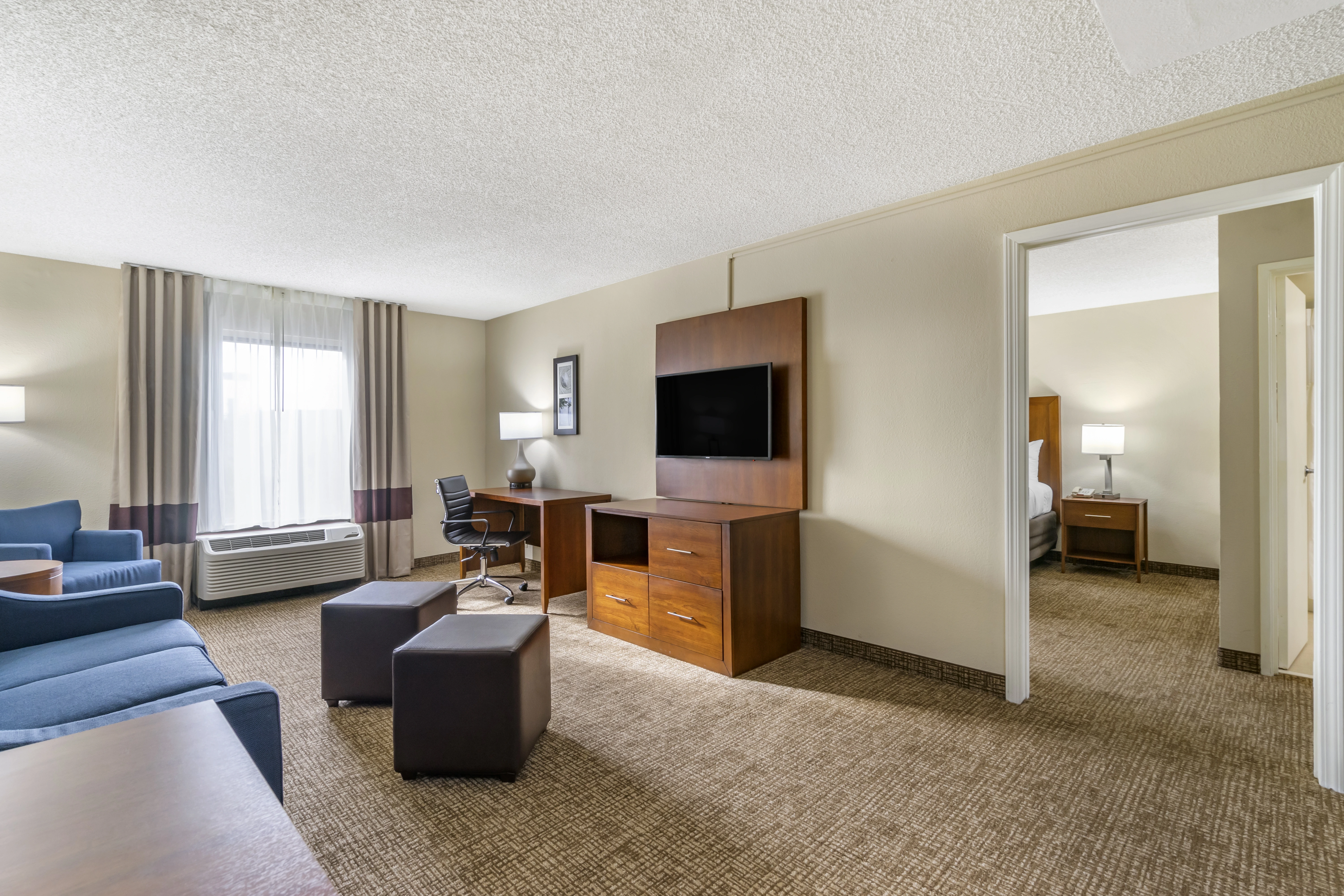 ComfortInn room3 - Guest Room